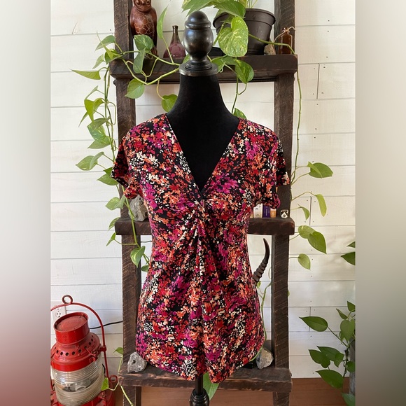 Van Heusen: Floral Cottagecore Blouse - Picture 15 of 17